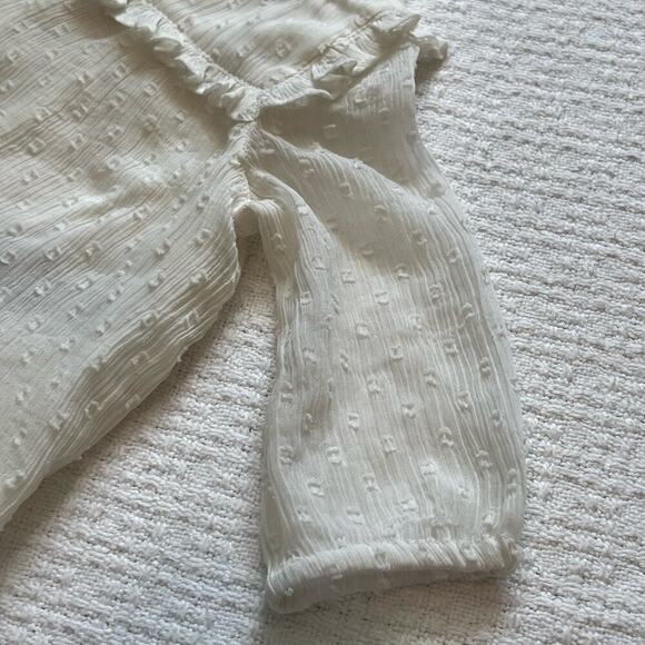 Baby Gap Baby Girl Blouse 0-3 M Swiss Dot Long Sleeve Top with Ruffles - Picture 3 of 9